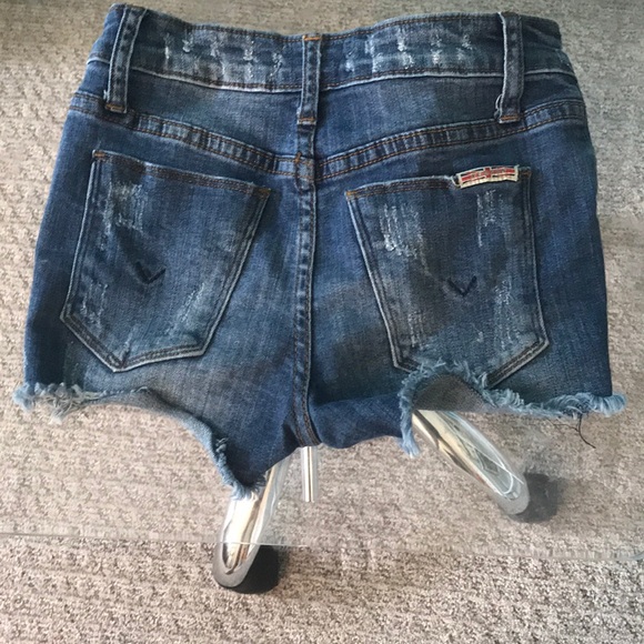 short ripped jean shorts - Picture 2 of 5